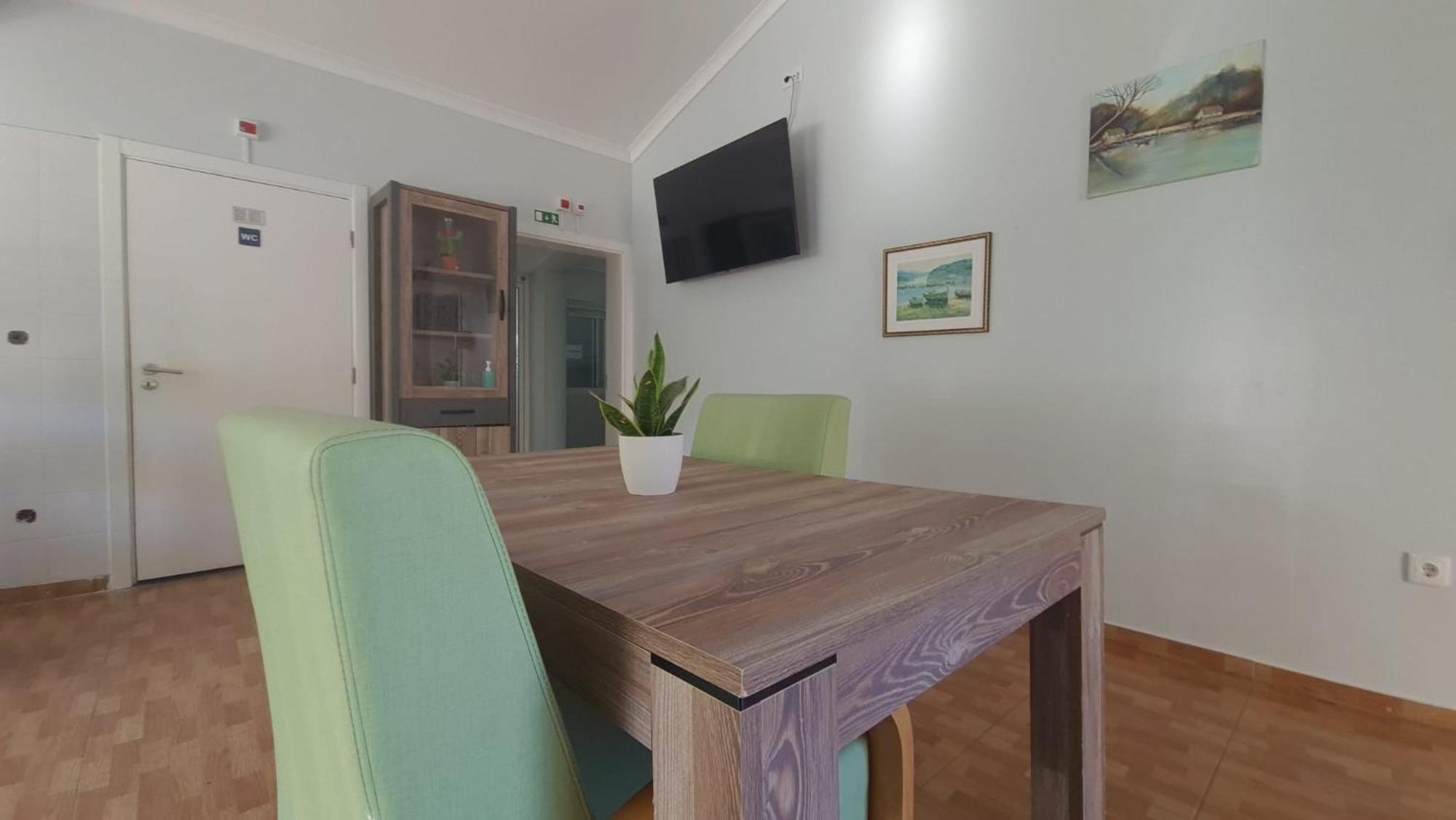 Hostel Jardins De Sao Luis Setúbal Extérieur photo