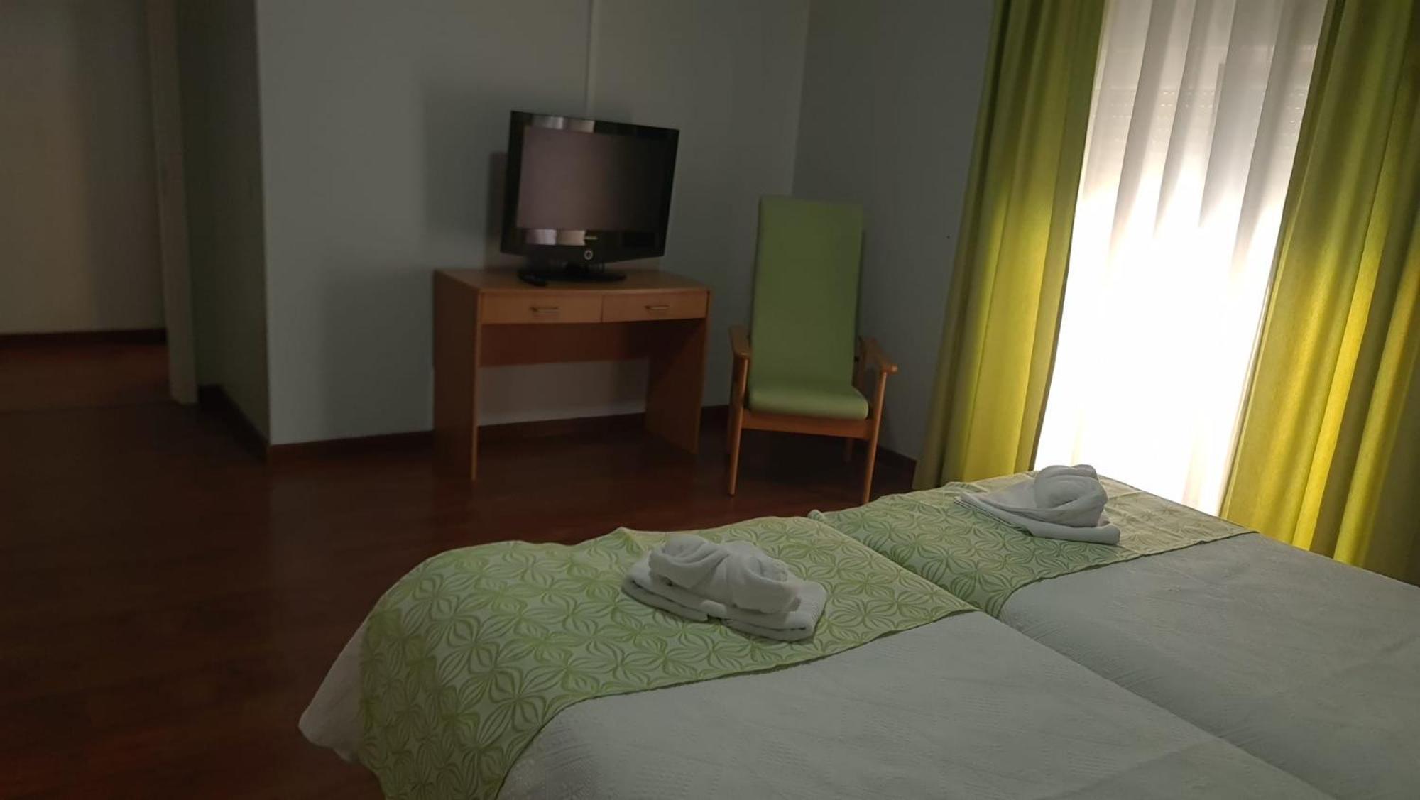 Hostel Jardins De Sao Luis Setúbal Extérieur photo