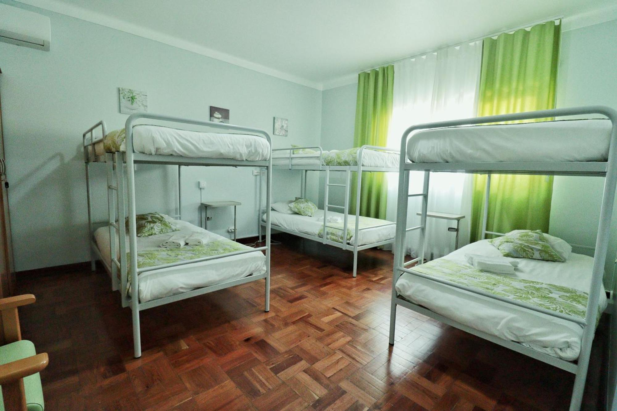 Hostel Jardins De Sao Luis Setúbal Extérieur photo
