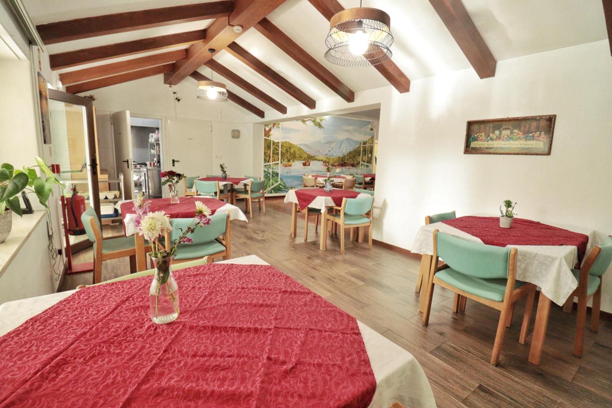 Hostel Jardins De Sao Luis Setúbal Extérieur photo